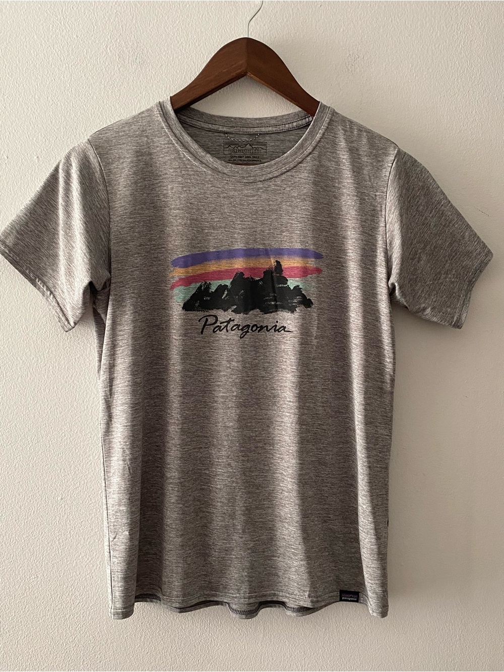 Patagonia Capilene Cool Daily Women's Grey Shirt UPF 50+ Performance
